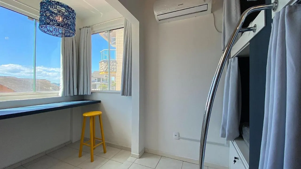 Casa Familiar Na Exuberante Praia De 4 Ilhas. Bombinhas Brasilien