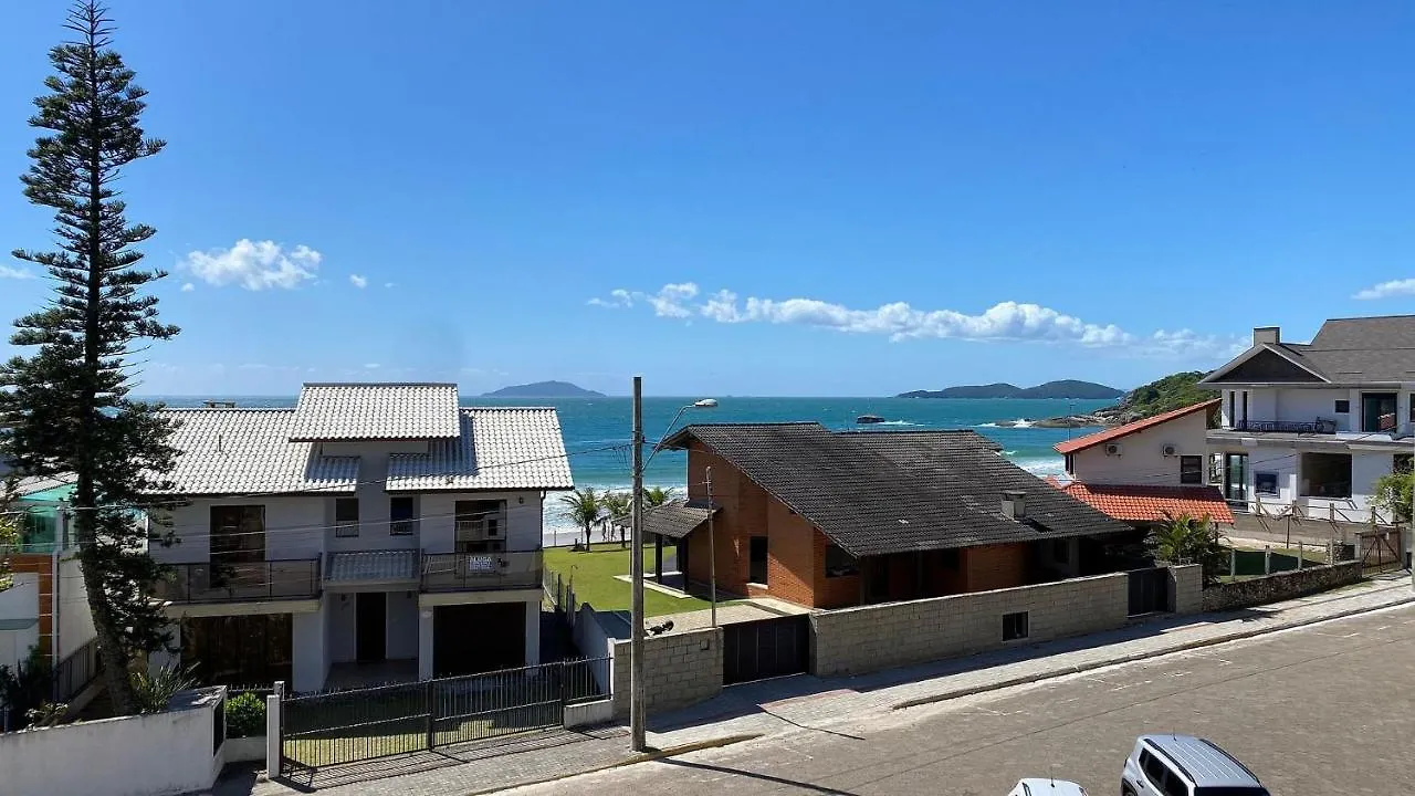 Casa Familiar Na Exuberante Praia De 4 Ilhas. Bombinhas 0*,  Brasil